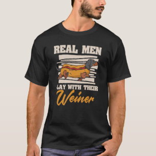 Camiseta Homens Reais Brincam E Enxertam O Sussurro Canino 