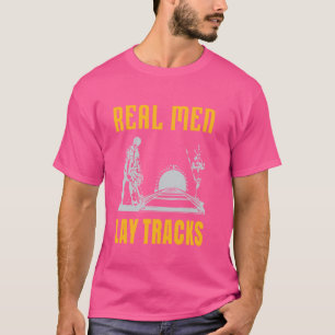 Camiseta Homens reais colocam trilhas na plataforma Track B