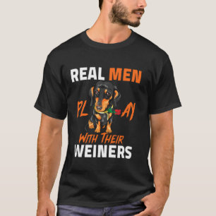 Camiseta Homens Verdadeiros Brincam Com Seus Deuses Engraça
