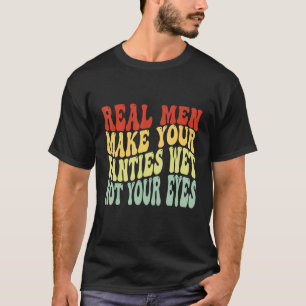 Camiseta Homens Verdadeiros Fazem Suas Penas Molhadas Não S
