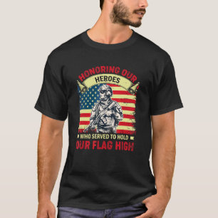 Camiseta Honrando Hereos Que Serviram Para Segurar O Alto-M