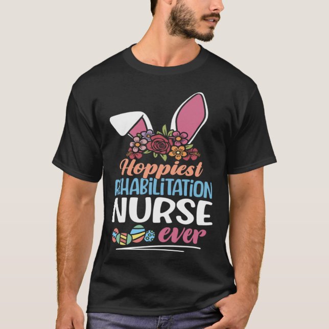 Camiseta Hoppiest Rehabilitation Nurse Ever Bunny Ear Red P (Frente)