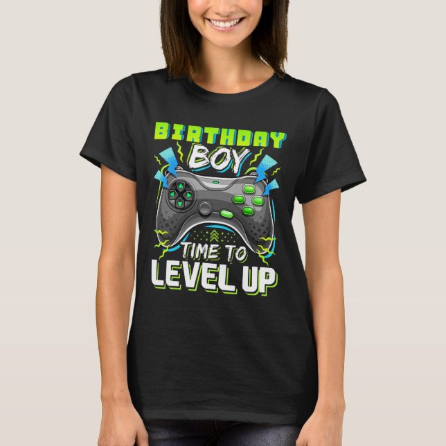 Camiseta Hora do Menino Subir de Nível Presente de Aniversá (Frente)