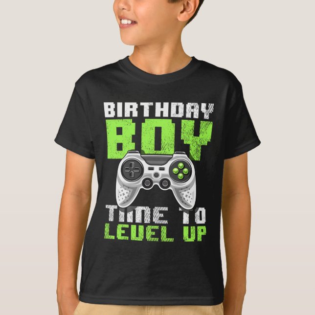 Camiseta Hora do Menino Subir de Nível Presente de Aniversá (Frente)