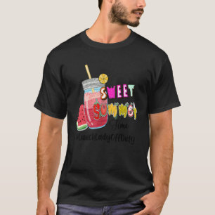 Camiseta Horário de Verão Doce - LunchLady Off Duty