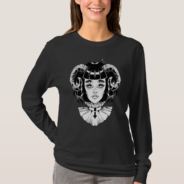 Camiseta Horned Devil Satanic Halloween Glitch Goth Emo Pun (Frente)