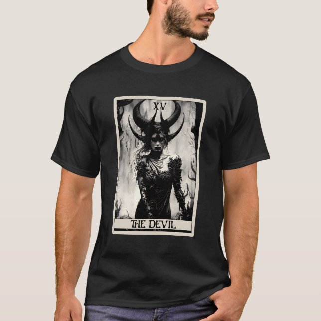 Camiseta Horror Escuro Oculto O Cartão Tarot Do Diabo (Frente)