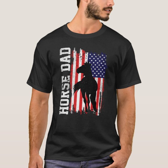 Camiseta Horse Dad American Flag Like A Regular Dad But Coo (Frente)