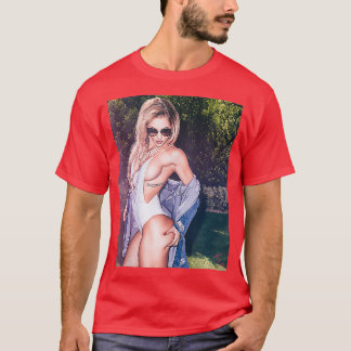 Camiseta Hot Girl Graphic Tee Beautiful Blonde Pinup Model