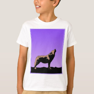 Camiseta Howling Wolf at Sunset - Arte original sobre a vid