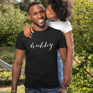 Camiseta Hubby Modern White Script Black Mens