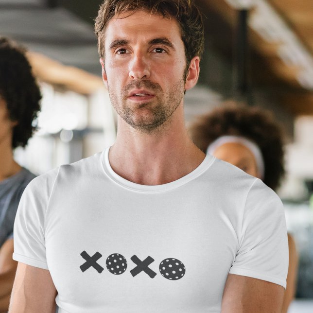 Camiseta Hugs & Kisses de seleção XOXO da Tendência (Criador carregado)