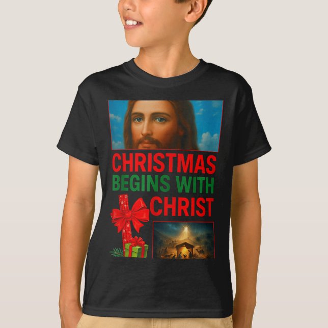 Camiseta Hugvyn Christmas Begins With Christ Jesus Cross Ch (Frente)