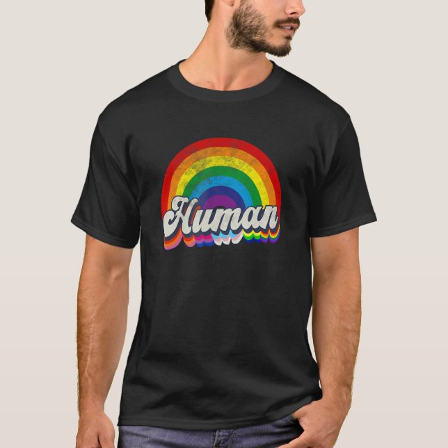 Camiseta Human LGBT Flag Gay Pride Month Transgender Rainbo (Frente)