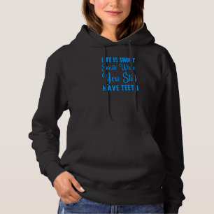 Camiseta Humor Sarcástico Feminino A Vida é Curta Sorria En