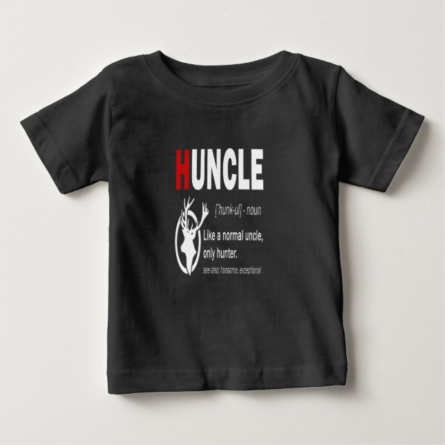 Camiseta Huncle Como Um Tio Normal Só Caçador (Frente)