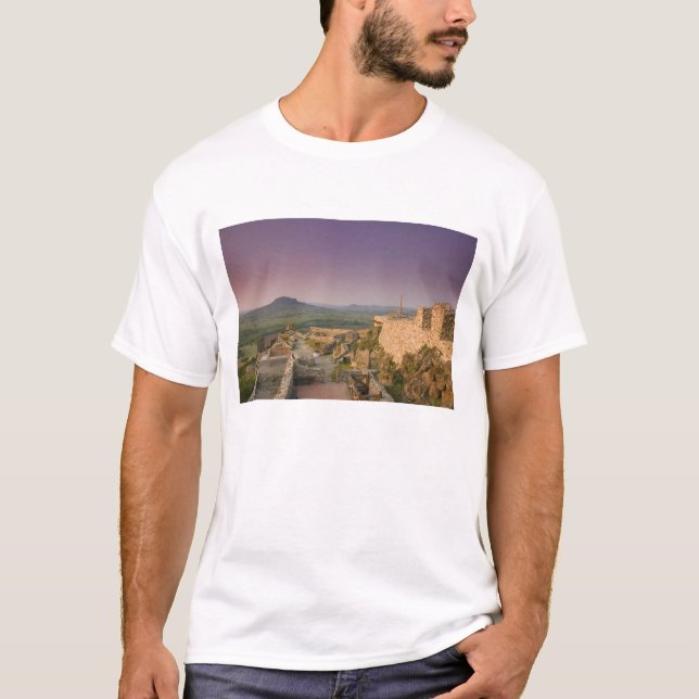 Camiseta HUNGRIA, Região do Lago Balaton, SZIGLIGET: (Frente)