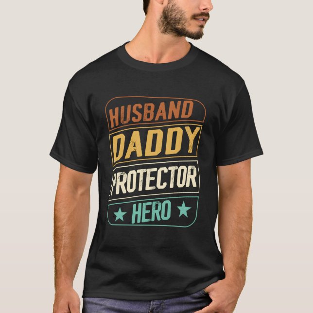 Camiseta Husband Daddy Protector Hero Fathers Day Camo Amer (Frente)