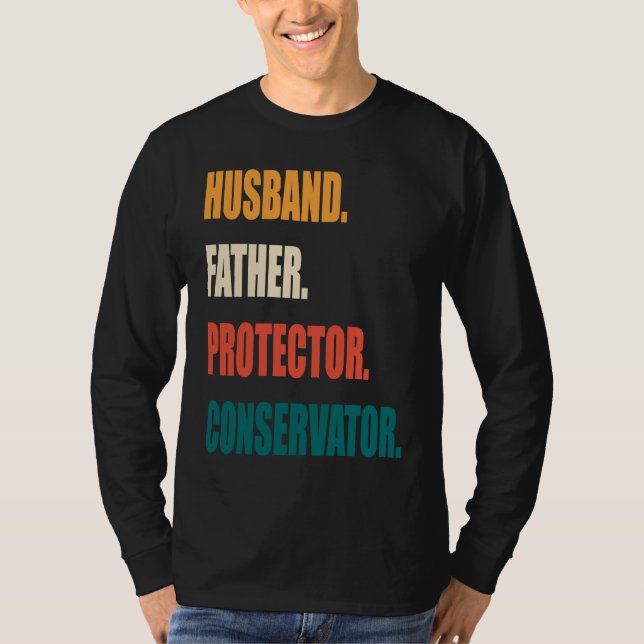 Camiseta Husband Father Protector Conservator (Frente)