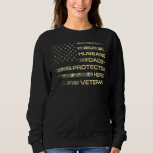 Camiseta Husband Pai Protector Hero Veteran U Flag Camo