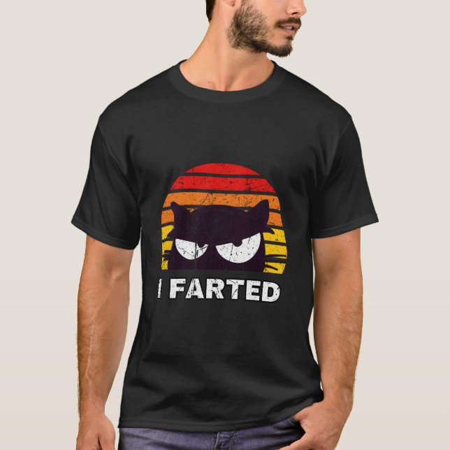 Camiseta I Fed Sneaky Cat Dad Joke Distressed (Frente)