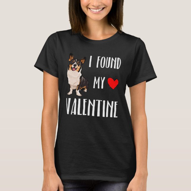 Camiseta I Found My Valentine Day Cardigan Welsh Corgi Dog (Frente)