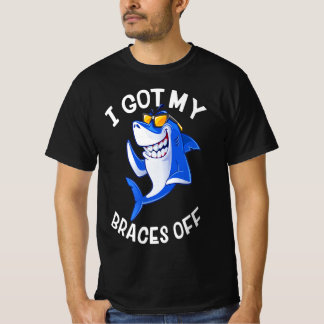 Camiseta I Got My Braces Off Cute Shark Smiling Dental