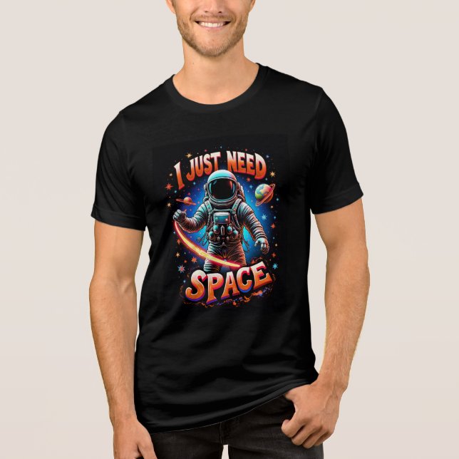 Camiseta I Just Need Space – Neon Orange Astronaut Shirt (Frente)