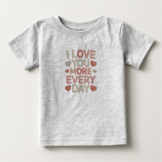 Camiseta "I Love You More Every Day" Knitted Text & Crochet