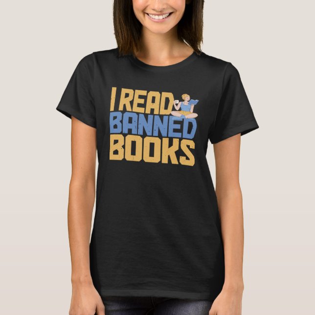 Camiseta I Read Banned Books (Frente)