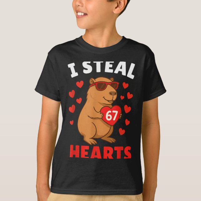 Camiseta I Steal 67 Hearts Valentine’s Day 67 Meme 6 7 Capy (Frente)