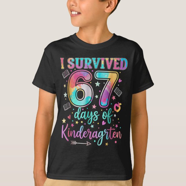 Camiseta I Survived 67 Days Of Kindergarten Funny Six Seven (Frente)