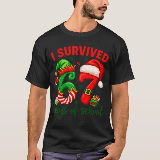 Camiseta I Survived 67 Days Of School Christmas Candy Cane  (Frente)