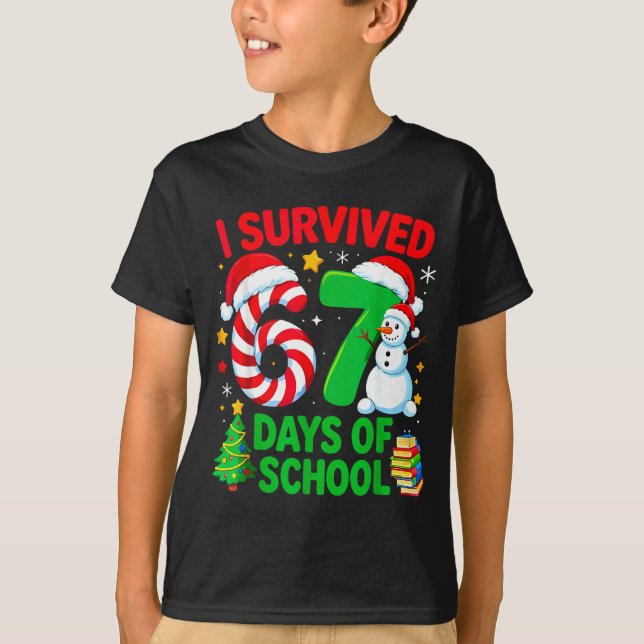 Camiseta I Survived 67 Days Of School Christmas Candy Cane  (Frente)