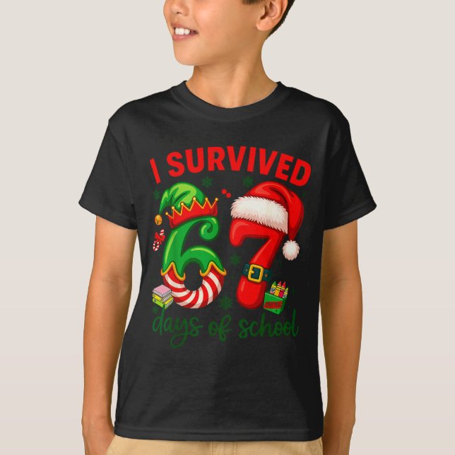 Camiseta I Survived 67 Days Of School Christmas Candy Cane  (Frente)