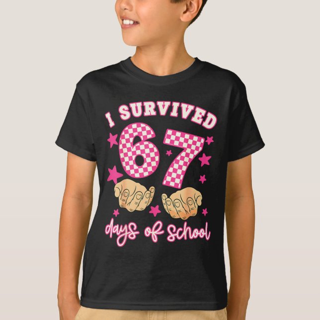 Camiseta I Survived 67 Days Of School Funny 67 Teachers Stu (Frente)