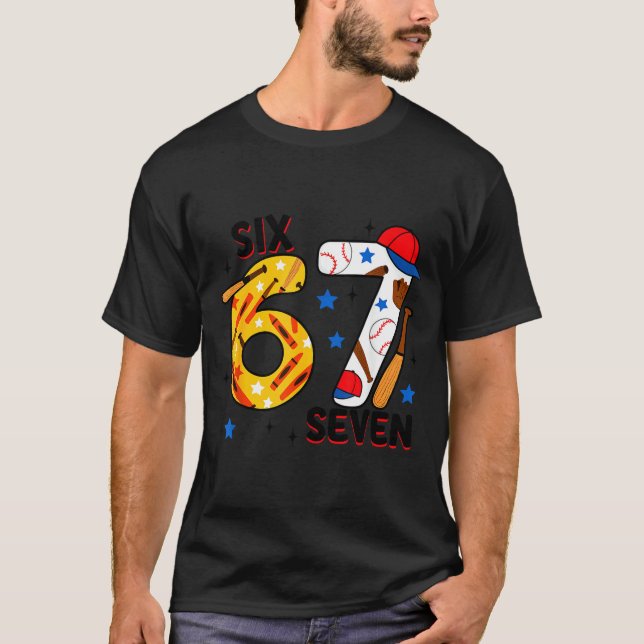 Camiseta I Survived 67 Days Of School Funny 6 7 Baseball Te (Frente)