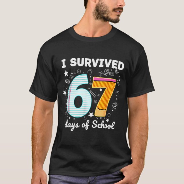 Camiseta I Survived 67 Days Of School Funny Meme Teacher St (Frente)