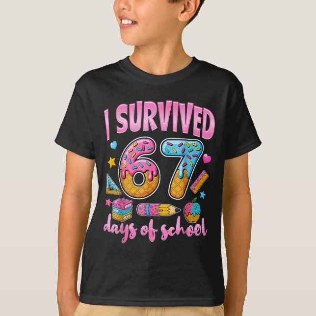 Camiseta I Survived 67 Days Of School Funny Meme Teacher St (Frente)