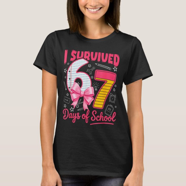 Camiseta I Survived 67 Days Of School Nk Bow Girls Kids  (Frente)
