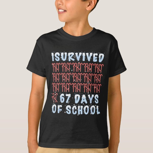 Camiseta I Survived 67 Days Of School Xmas Candy Cane Tally (Frente)