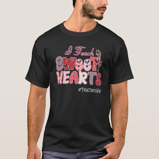 Camiseta I Teach Sweet Hearts Leopard Teacher Life Valentin (Frente)