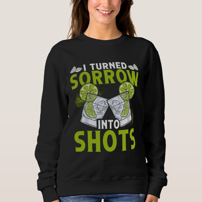 Camiseta I Turn Sorrow Into Shots  Backprint Bartender (Frente)