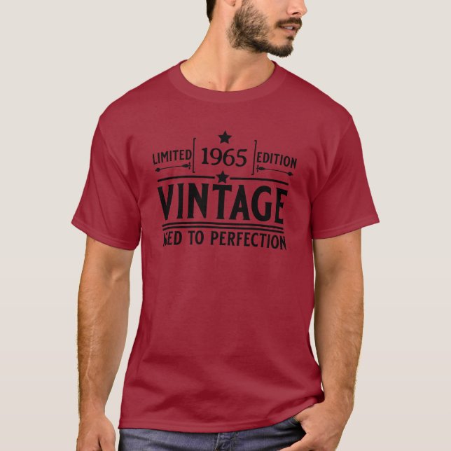 Camiseta Idade para Perfecção Aniversário (Frente)