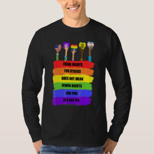 Camiseta Iguais Direitos Para Outros Não Significa Menos Di