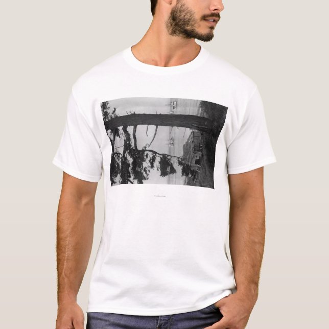 Camiseta Ilha de López, WA - barcos de pesca na baía (Frente)