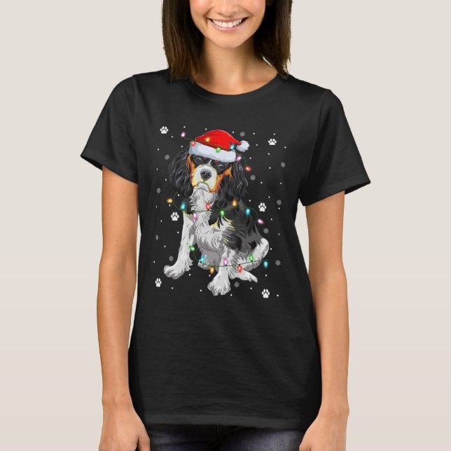 Camiseta Iluminação de Natal Santa Cavalier King Charles Sp (Frente)