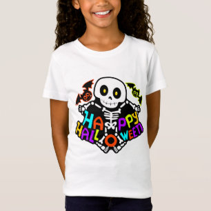 Camiseta Ilustração Caprichosa de Esqueleto e Morcegos para