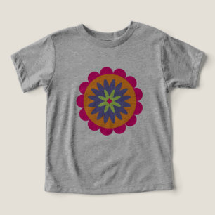 Camiseta ilustração de formas florais laranja e rosa