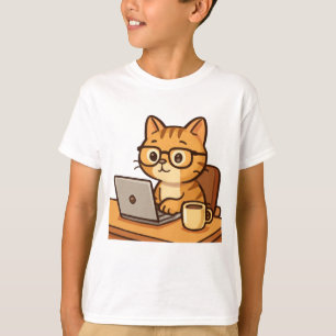 Camiseta Ilustração de Gato Inteligente Trabalhando de Casa